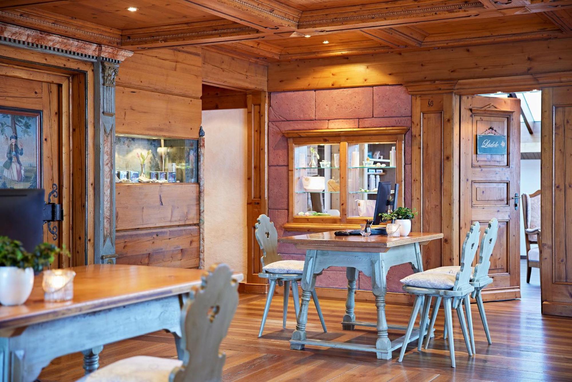 Lindner Hotel Oberstaufen Parkhotel, Part Of Jdv By Hyatt エクステリア 写真